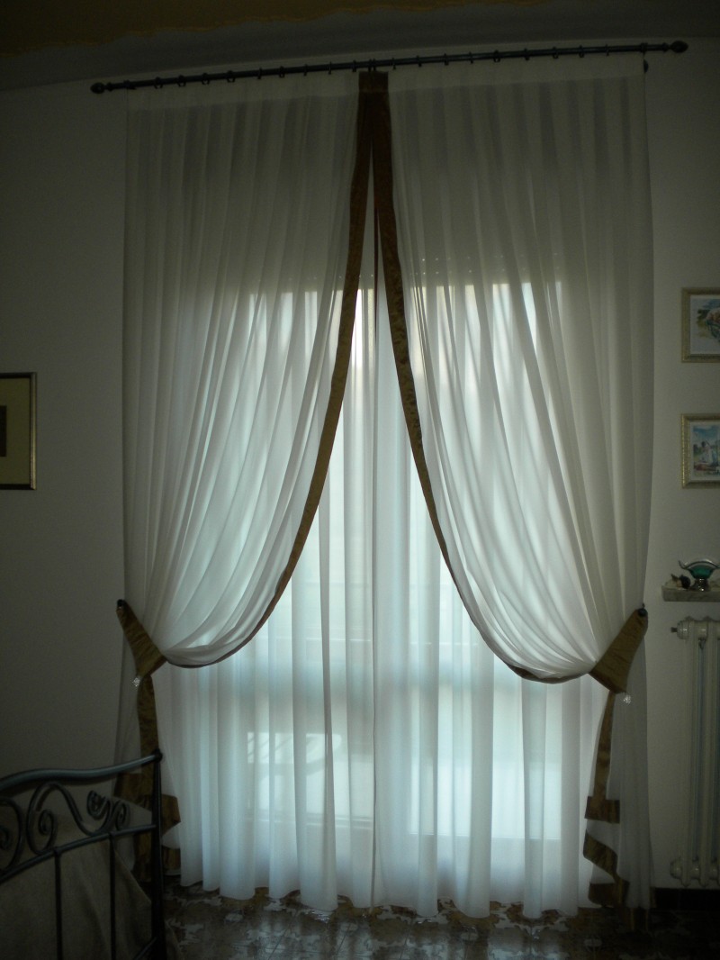 Tenda tradizionale con cornice